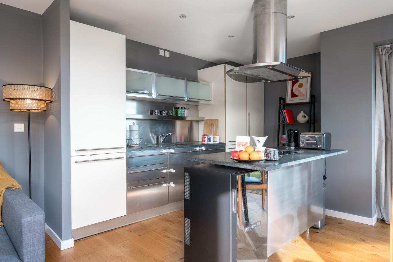 2 Bedroom Apartment With Park Views Shoreditch لندن المظهر الخارجي الصورة