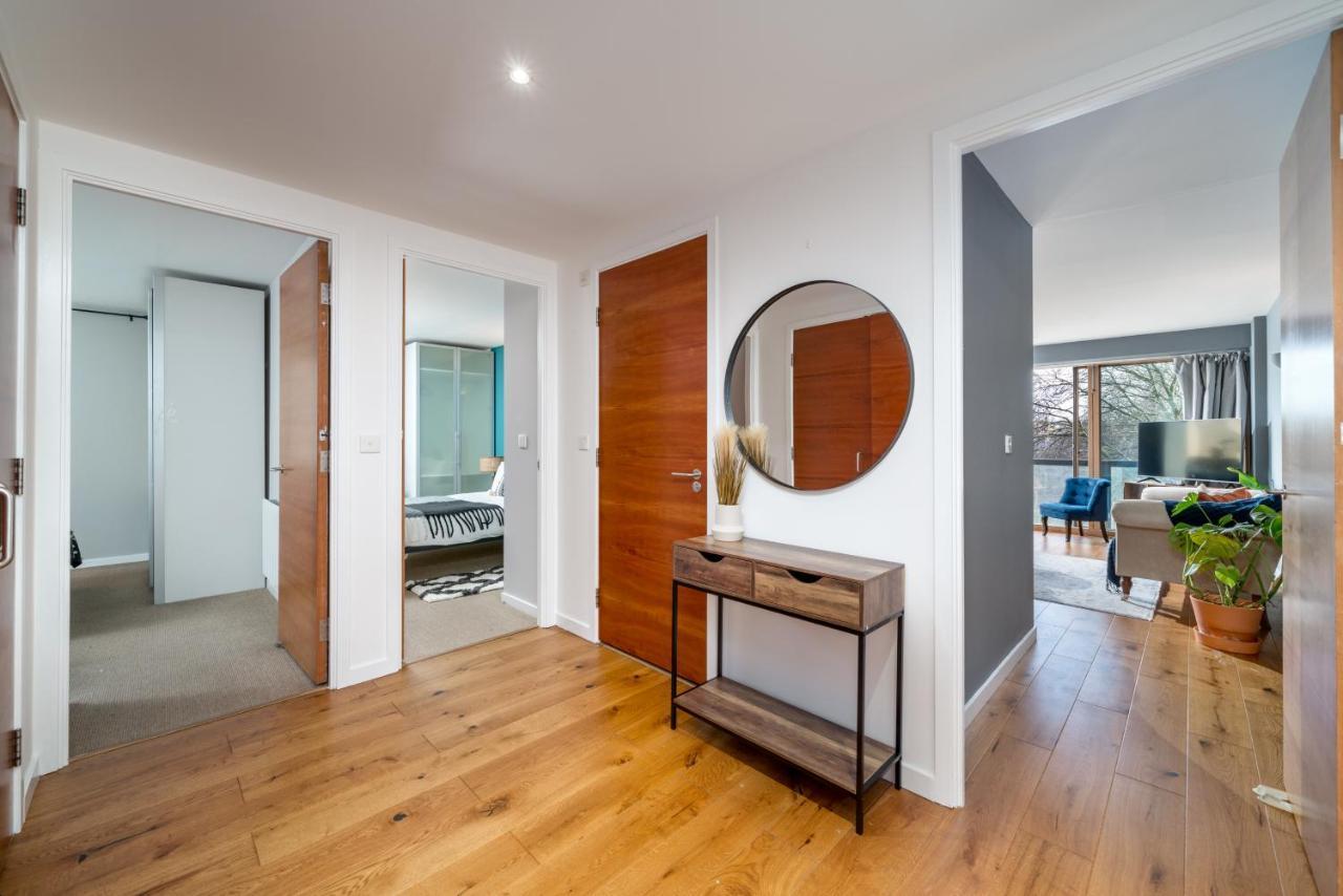 2 Bedroom Apartment With Park Views Shoreditch لندن المظهر الخارجي الصورة
